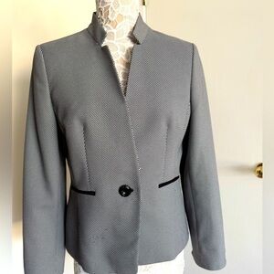 Kasper Black & White Textured Blazer – Size 10